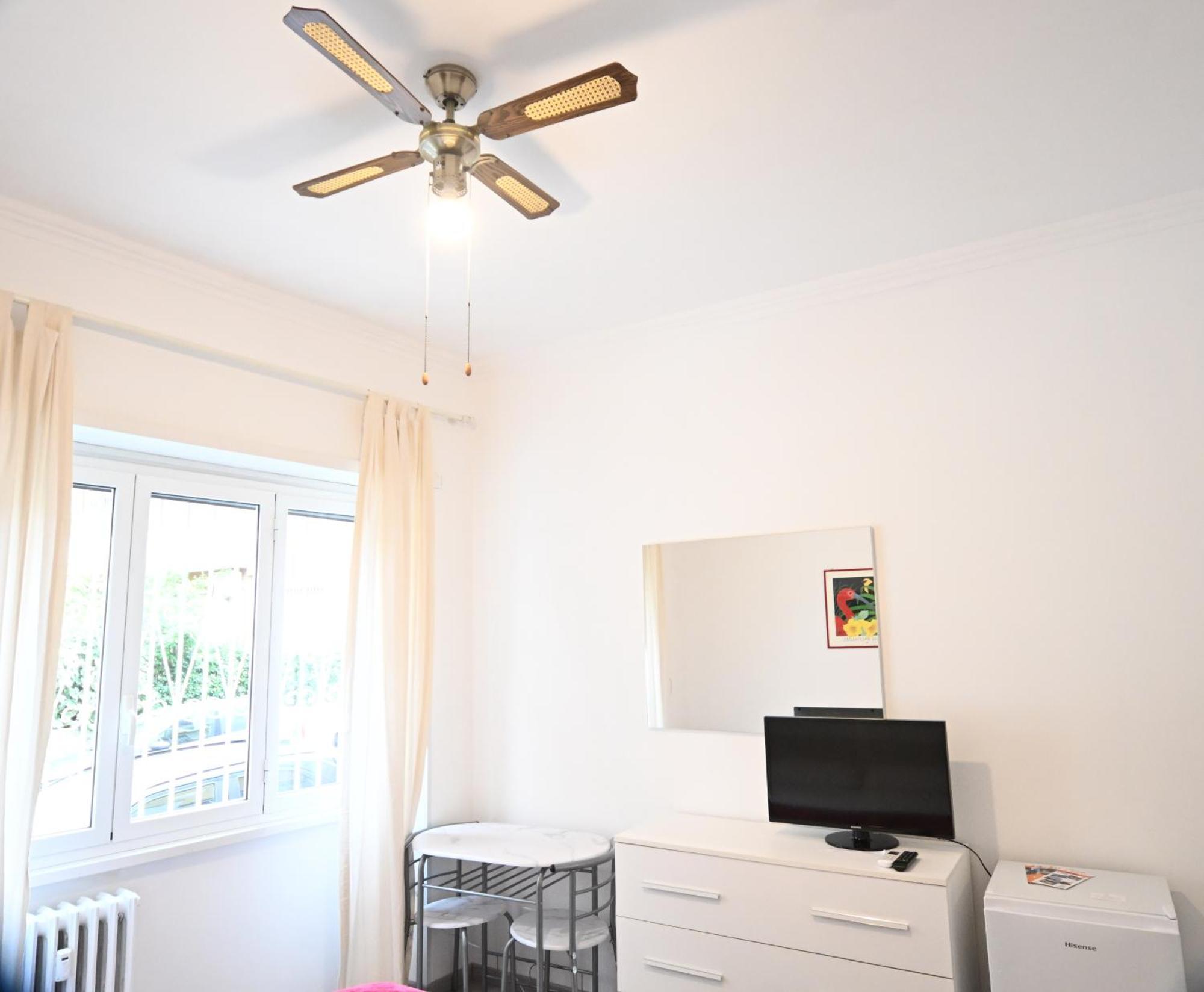 Appia Antica Guest House Rome Bagian luar foto